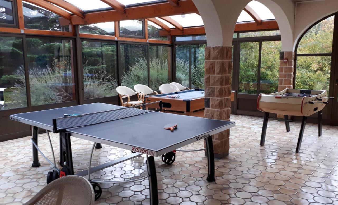 Logis La Rose Des Vents Otel Volvic Dış mekan fotoğraf