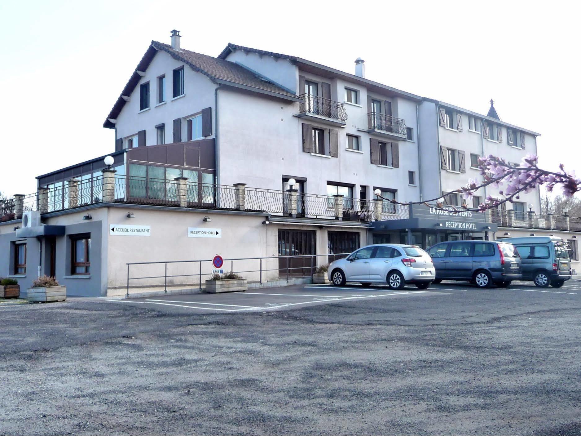 Logis La Rose Des Vents Otel Volvic Dış mekan fotoğraf
