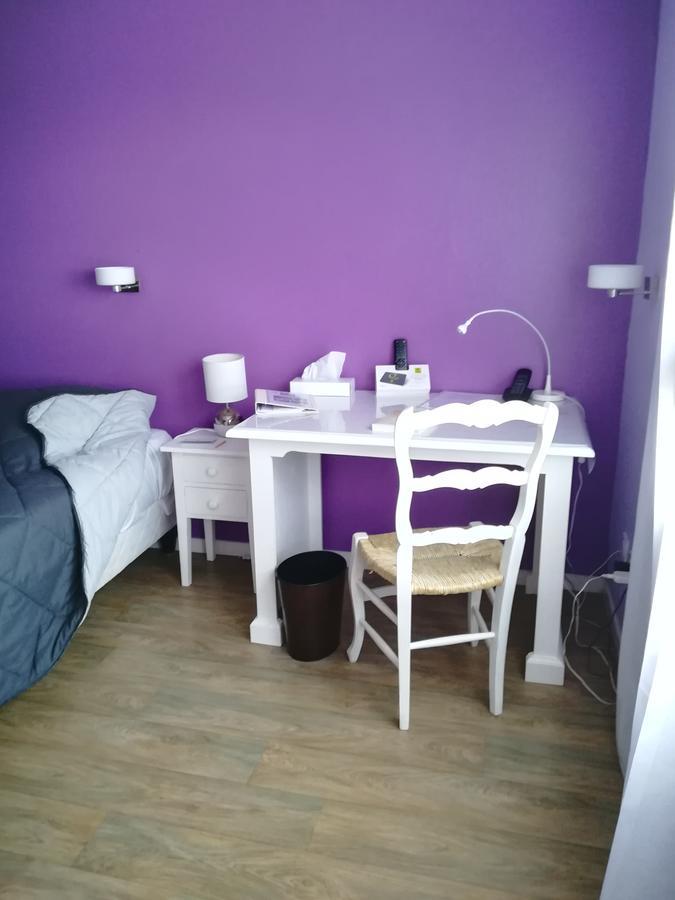 Logis La Rose Des Vents Otel Volvic Dış mekan fotoğraf